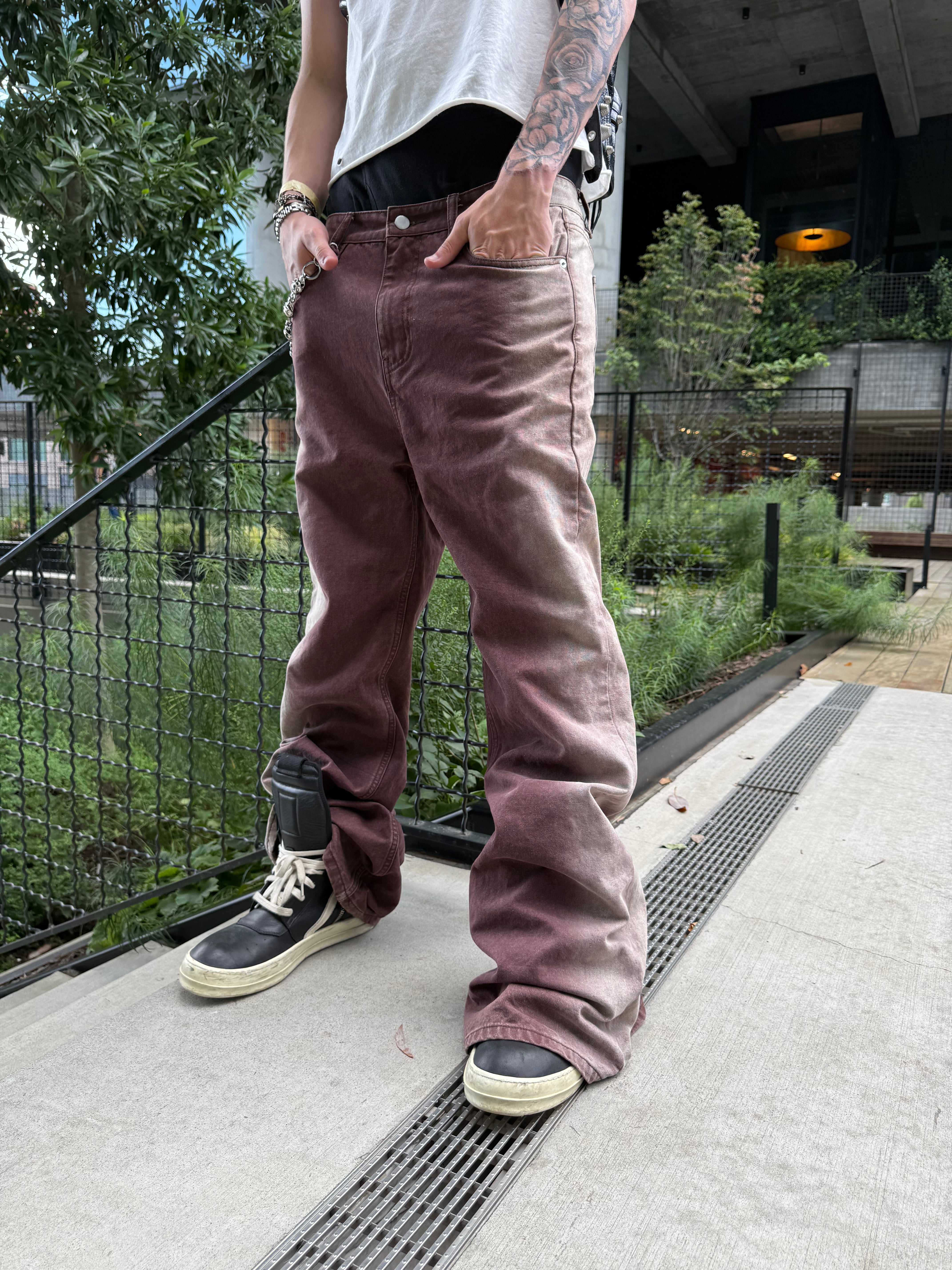 CLARET JEANS
